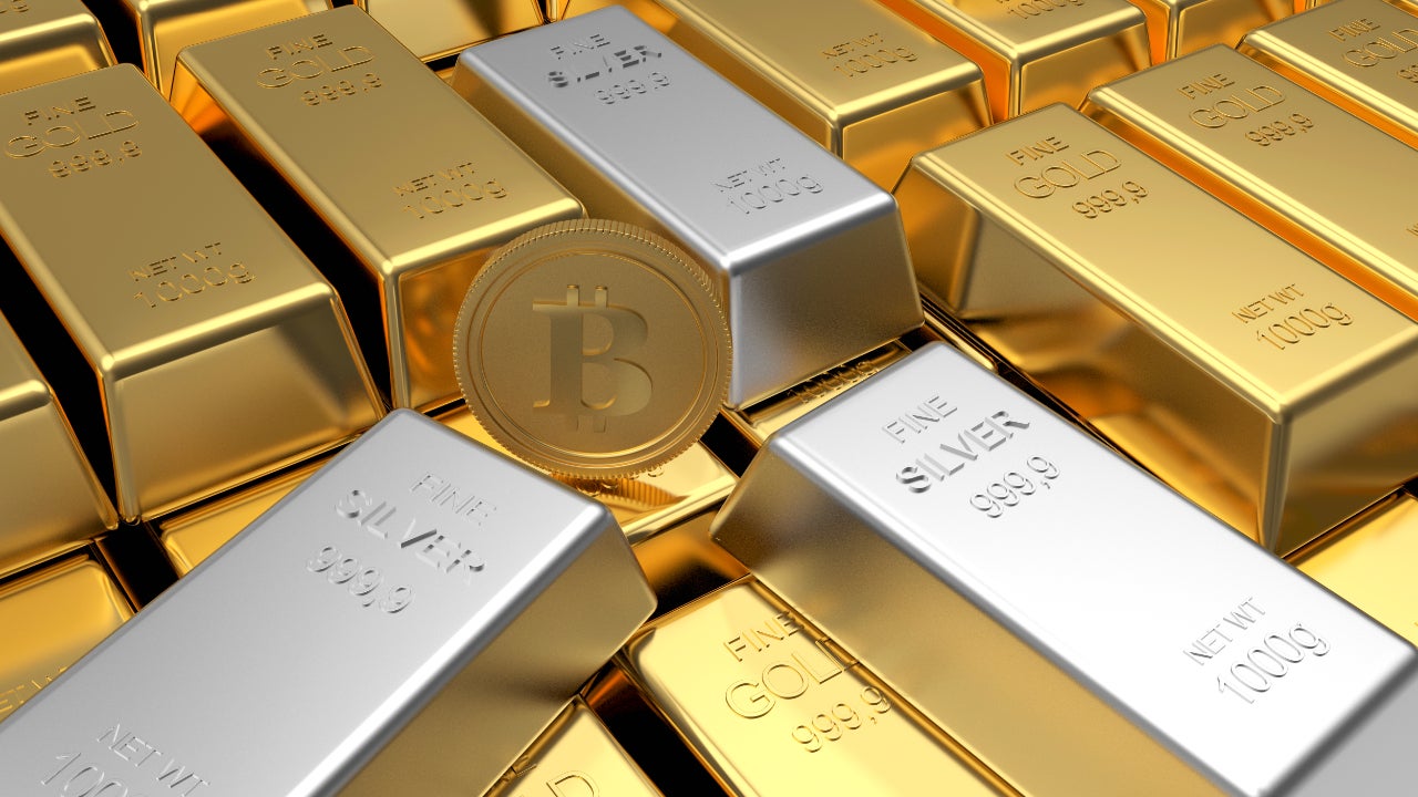 Gold vs. Bitcoin: Comparing Trends